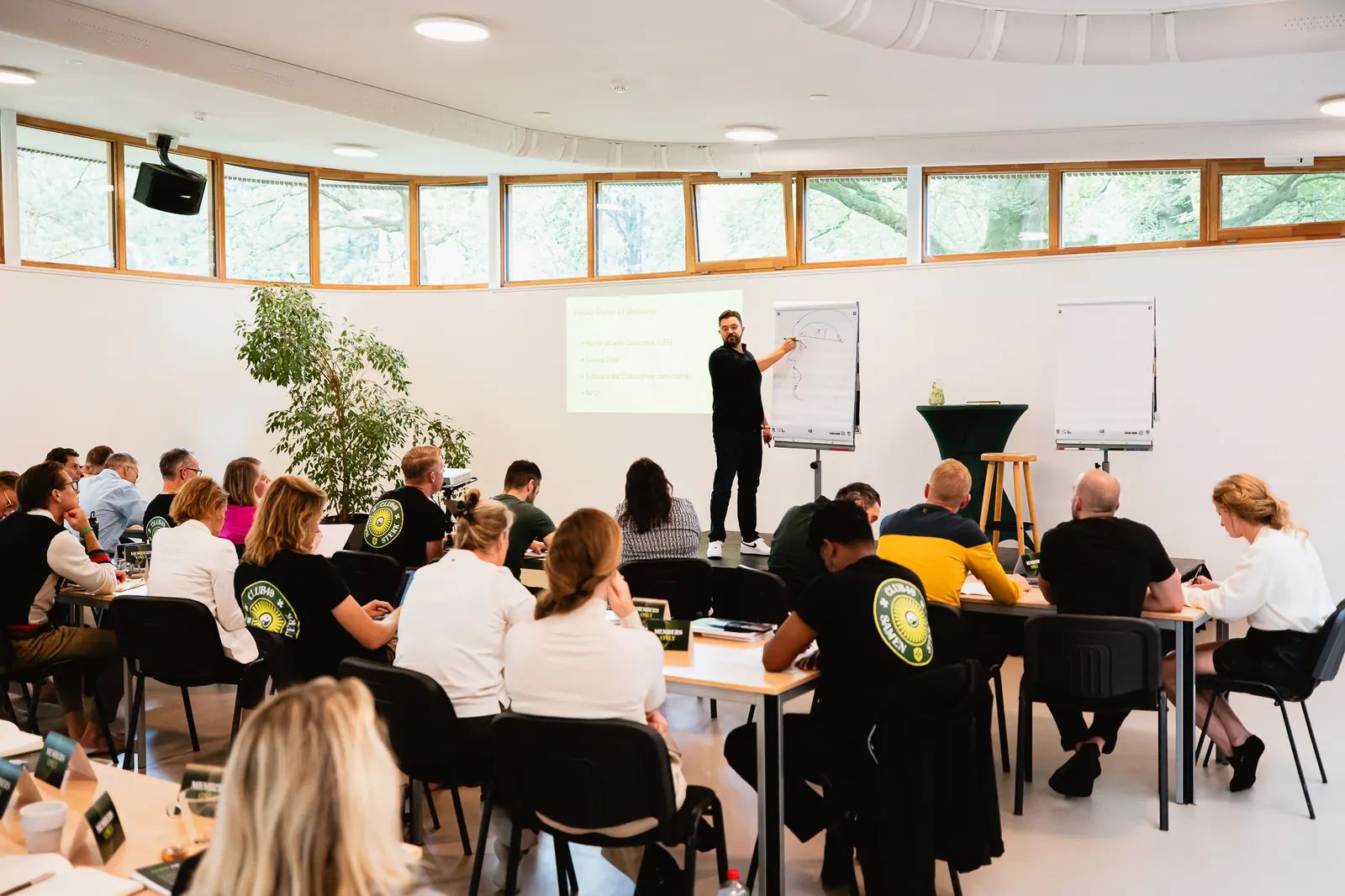Daniel Priestley tijdens Business Mastery bij CLUB49